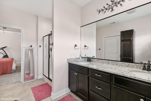 3008 Winter Garden Drive, Valparaiso, IN 46385