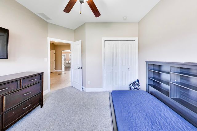 3008 Winter Garden Drive, Valparaiso, IN 46385