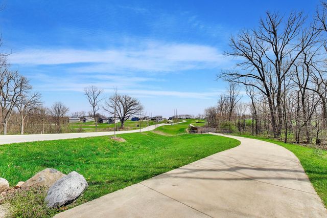 3008 Winter Garden Drive, Valparaiso, IN 46385