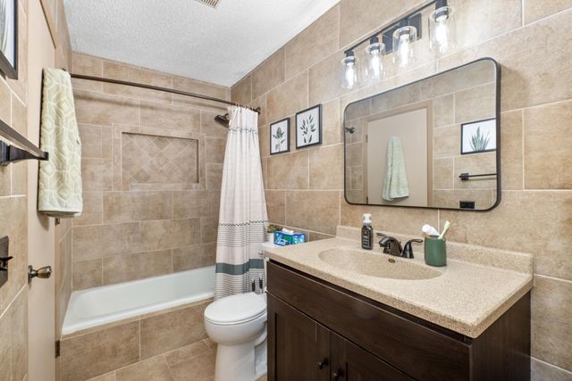 3597 York Drive, Woodbury, MN 55125