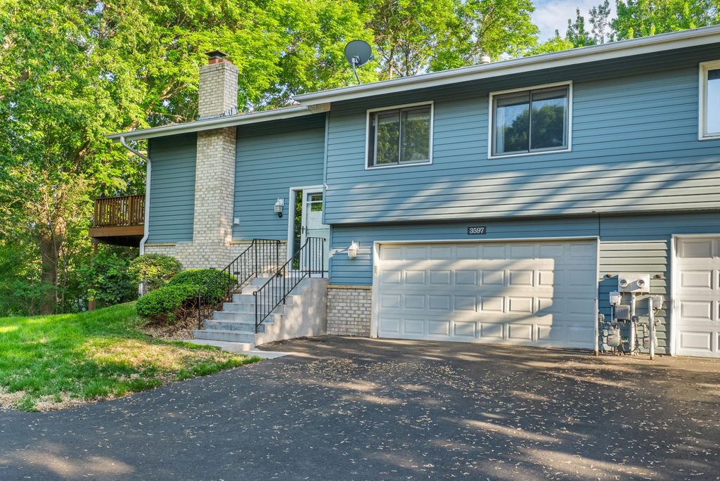 3597 York Drive, Woodbury, MN 55125