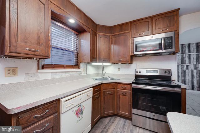 218 MAYBERRY AVE, Reading, PA 19605