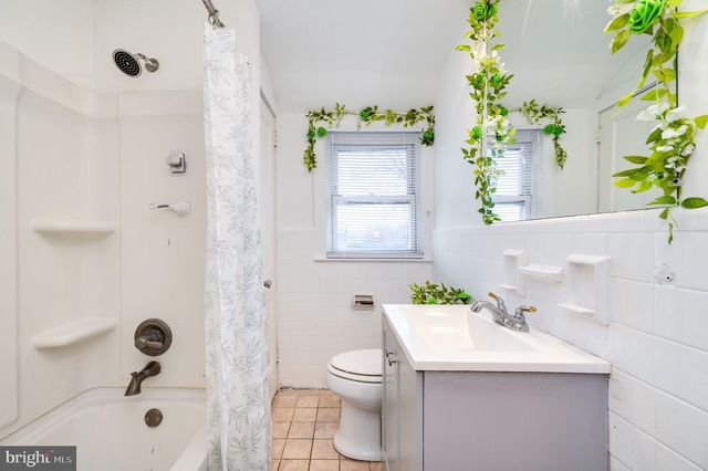 218 MAYBERRY AVE, Reading, PA 19605