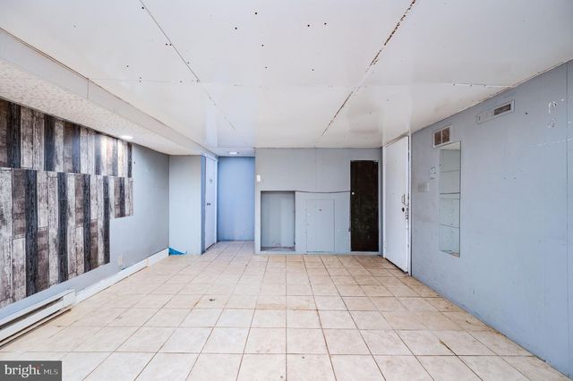 218 MAYBERRY AVE, Reading, PA 19605