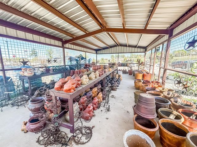 375 S Craigs Drive, Buffalo, TX 75831