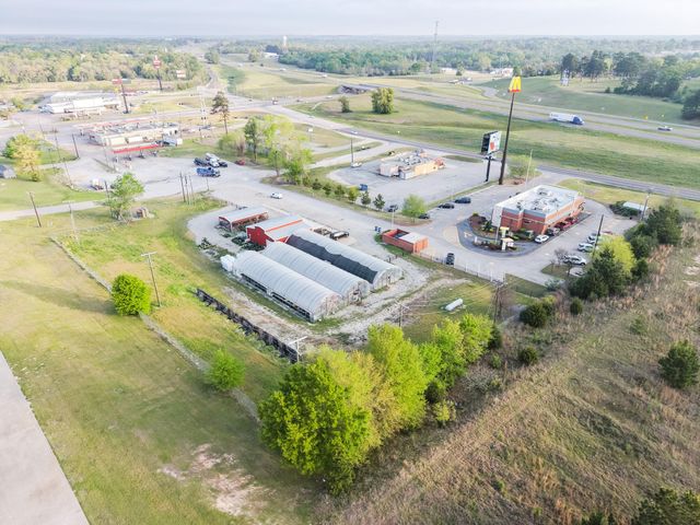 375 S Craigs Drive, Buffalo, TX 75831