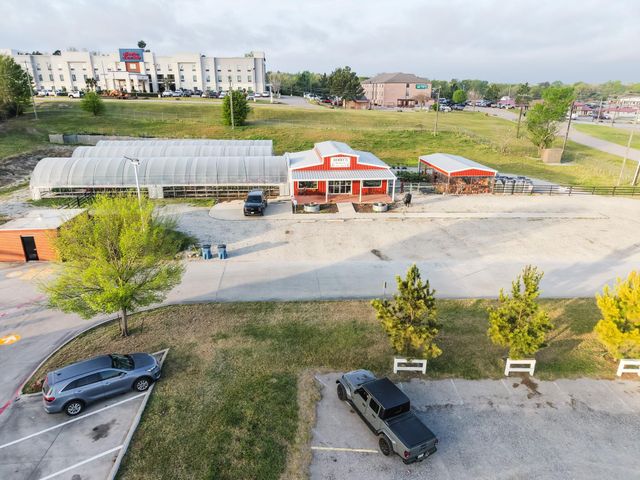 375 S Craigs Drive, Buffalo, TX 75831
