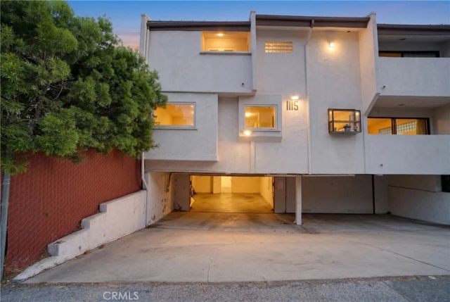 1115 19th 10, Santa Monica, CA 90403