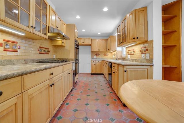 1115 19th 10, Santa Monica, CA 90403
