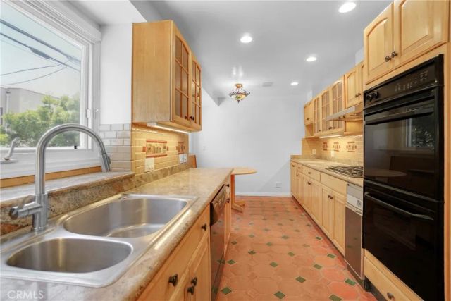 1115 19th 10, Santa Monica, CA 90403
