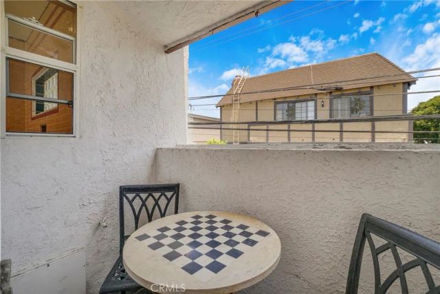 1115 19th 10, Santa Monica, CA 90403