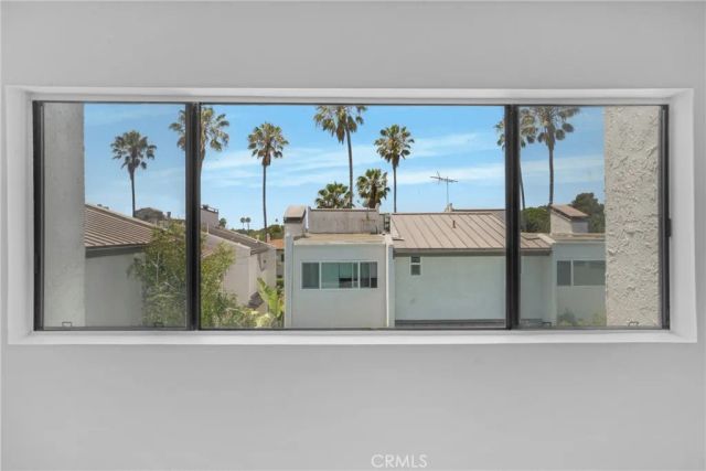 1115 19th 10, Santa Monica, CA 90403