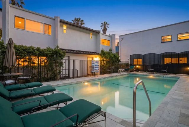 1115 19th 10, Santa Monica, CA 90403