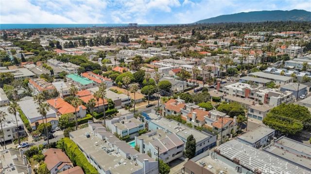 1115 19th 10, Santa Monica, CA 90403
