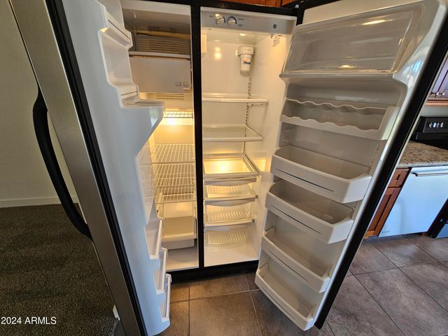 3333 E GELDING Drive, Phoenix, AZ 85032