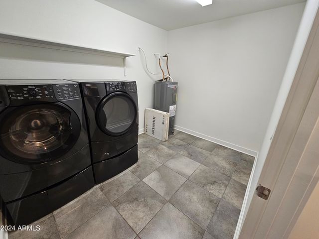 3333 E GELDING Drive, Phoenix, AZ 85032