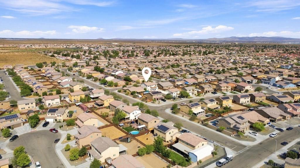Image 4 of property listing at 14195 Sun Valley, Adelanto, CA 92301