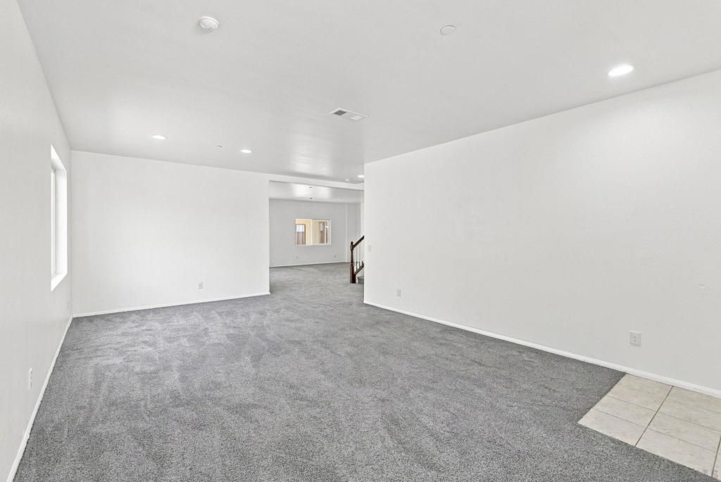 Image 6 of property listing at 14195 Sun Valley, Adelanto, CA 92301