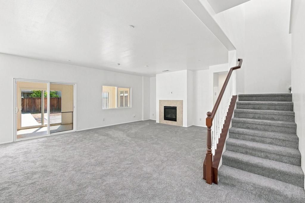 Image 7 of property listing at 14195 Sun Valley, Adelanto, CA 92301