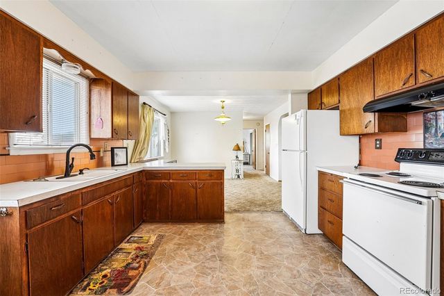 9517 County Road 41, Fort Lupton, CO 80621