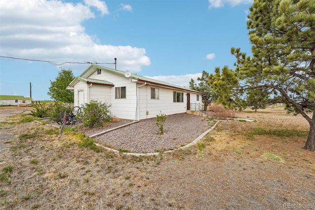 9517 County Road 41, Fort Lupton, CO 80621