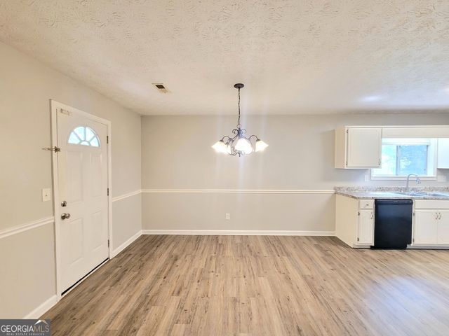 10834 Sunfield Way, Hampton, GA 30228