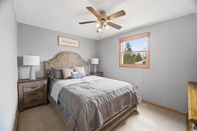 403 ORCHARD LANE, Little Chute, WI 54140