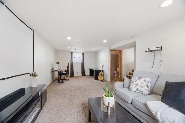403 ORCHARD LANE, Little Chute, WI 54140