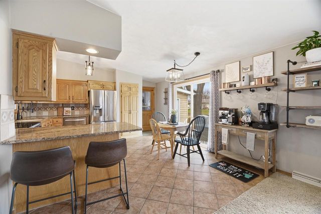 403 ORCHARD LANE, Little Chute, WI 54140