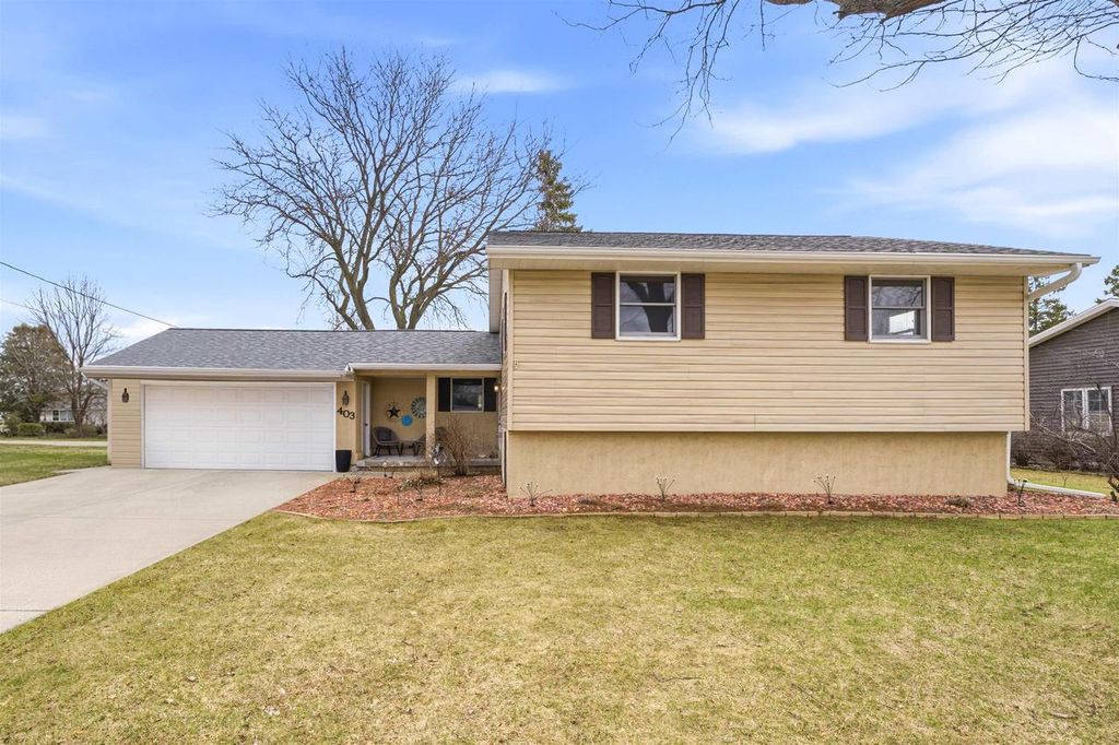 403 ORCHARD LANE, Little Chute, WI 54140