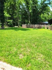 519 W South Avenue, Harrison, AR 72601
