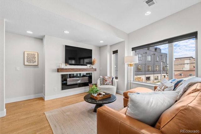 3436 W 17th Avenue, Denver, CO 80204
