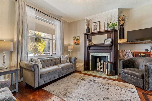 1007 Allegheny Ave, Manchester, PA 15233