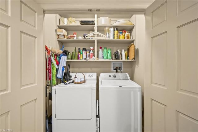 311 Pineridge Drive, Winston-salem, NC 27104
