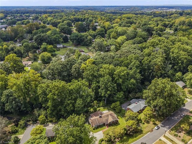 311 Pineridge Drive, Winston-salem, NC 27104