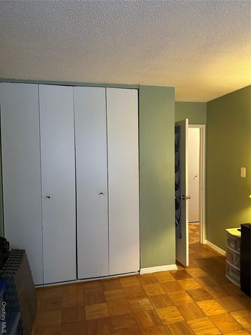 72-35 112 Street 2E, Forest Hills, NY 11375