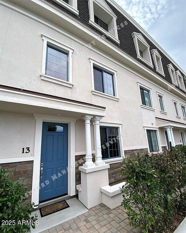 4438 N 27TH Street 13, Phoenix, AZ 85016