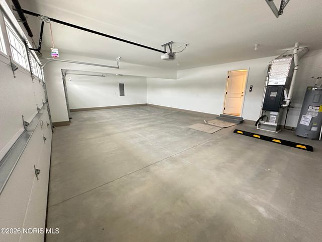 15031 Stonebridge Lane, Perrysburg, OH 43551