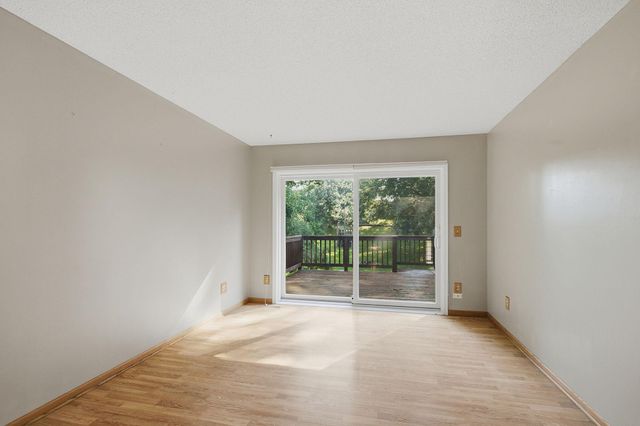 17040 Glencoe Avenue, Lakeville, MN 55044