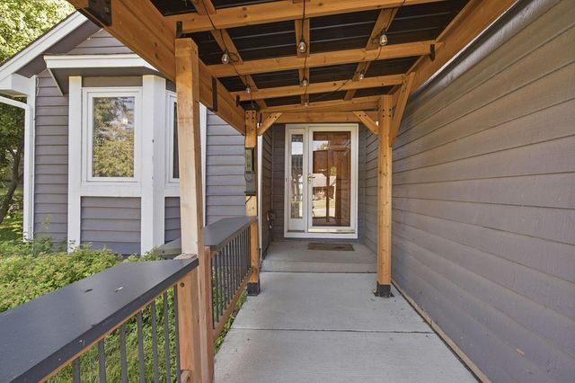 17040 Glencoe Avenue, Lakeville, MN 55044
