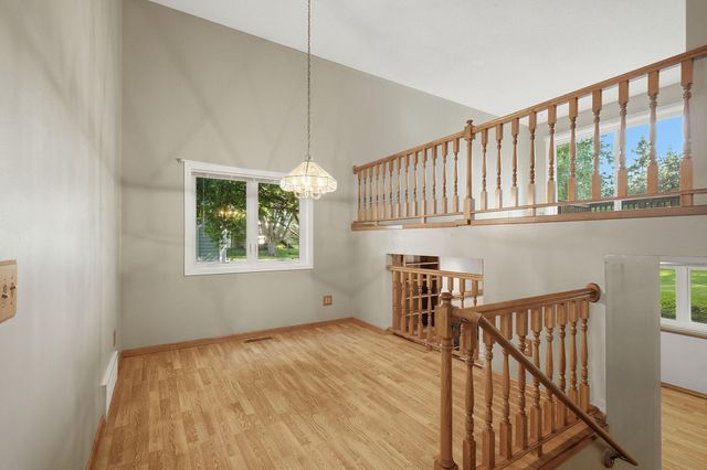 17040 Glencoe Avenue, Lakeville, MN 55044