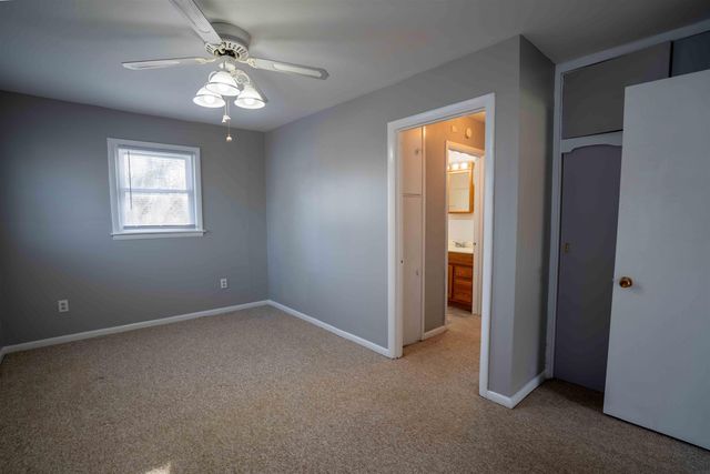 1129 S Evans Road, Evansdale, IA 50707