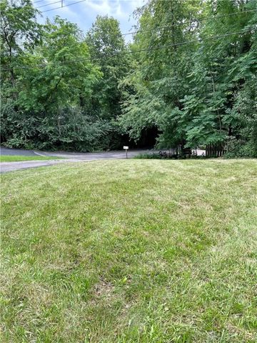 1905 Tait Circle Road, Dayton, OH 45429