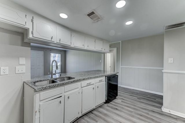 12415 Foxburo Drive, Houston, TX 77065