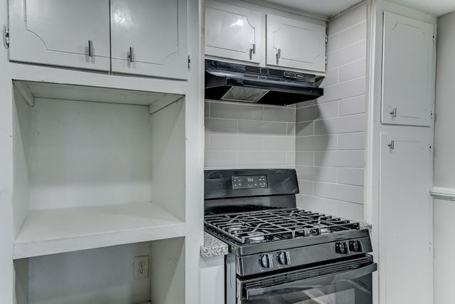 12415 Foxburo Drive, Houston, TX 77065