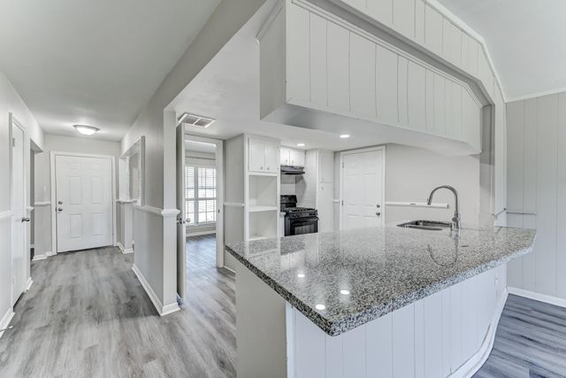 12415 Foxburo Drive, Houston, TX 77065