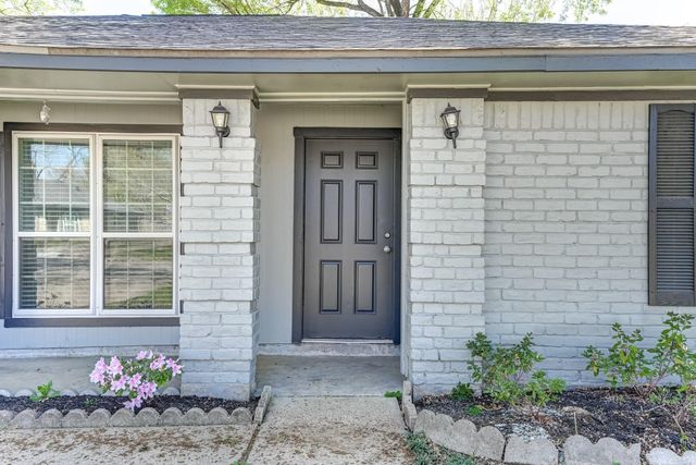 12415 Foxburo Drive, Houston, TX 77065