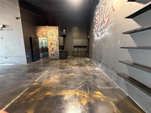 1690 NW 108th Avenue 162, Sweetwater, FL 33172