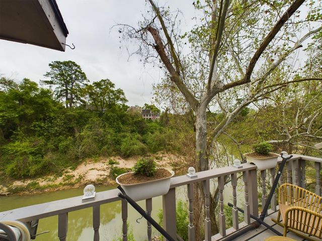 9400 Doliver Drive 35, Houston, TX 77063