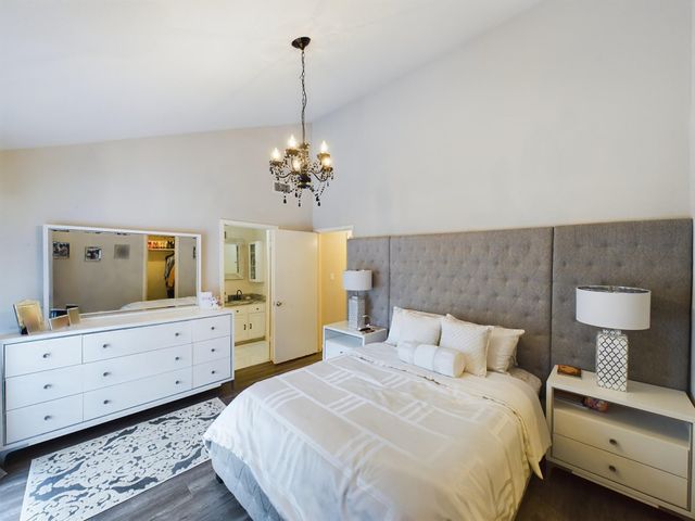 9400 Doliver Drive 35, Houston, TX 77063